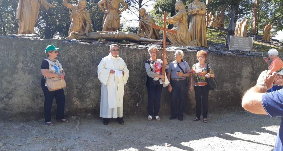 A Lourdes La Sofferenza Diventa Atto Di Affidamento Alla Madonna