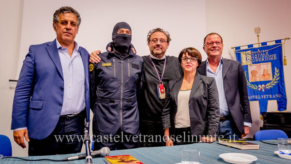 comandante alfa cuore di rondine-30