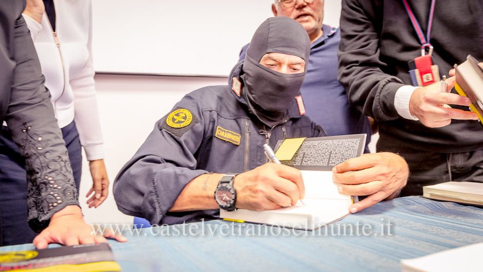 comandante alfa cuore di rondine-33