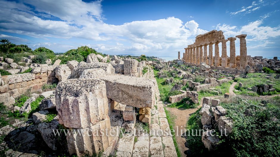 foto parco di selinunte tempio c